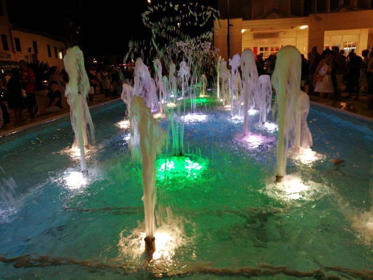 Center * Umag